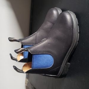 NWOT Blundstone Kids Boots size 11